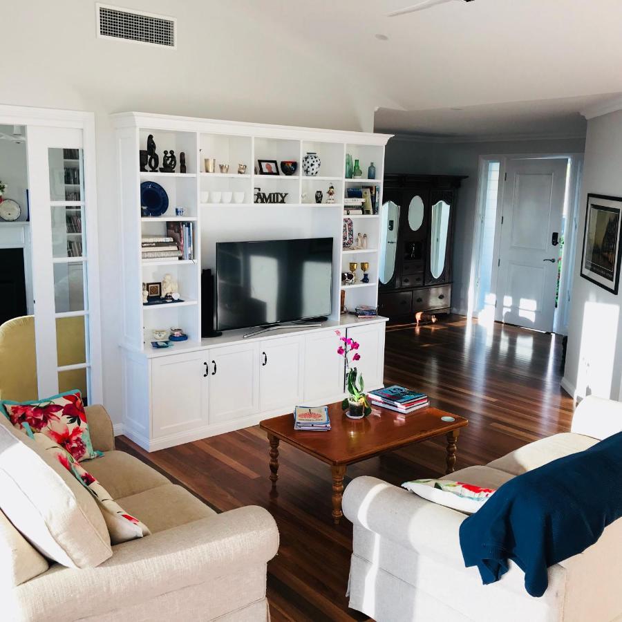 كوفس هاربور Jetty Splendour Guest Bedroom With Bathroom En-Suite B'Nb المظهر الخارجي الصورة