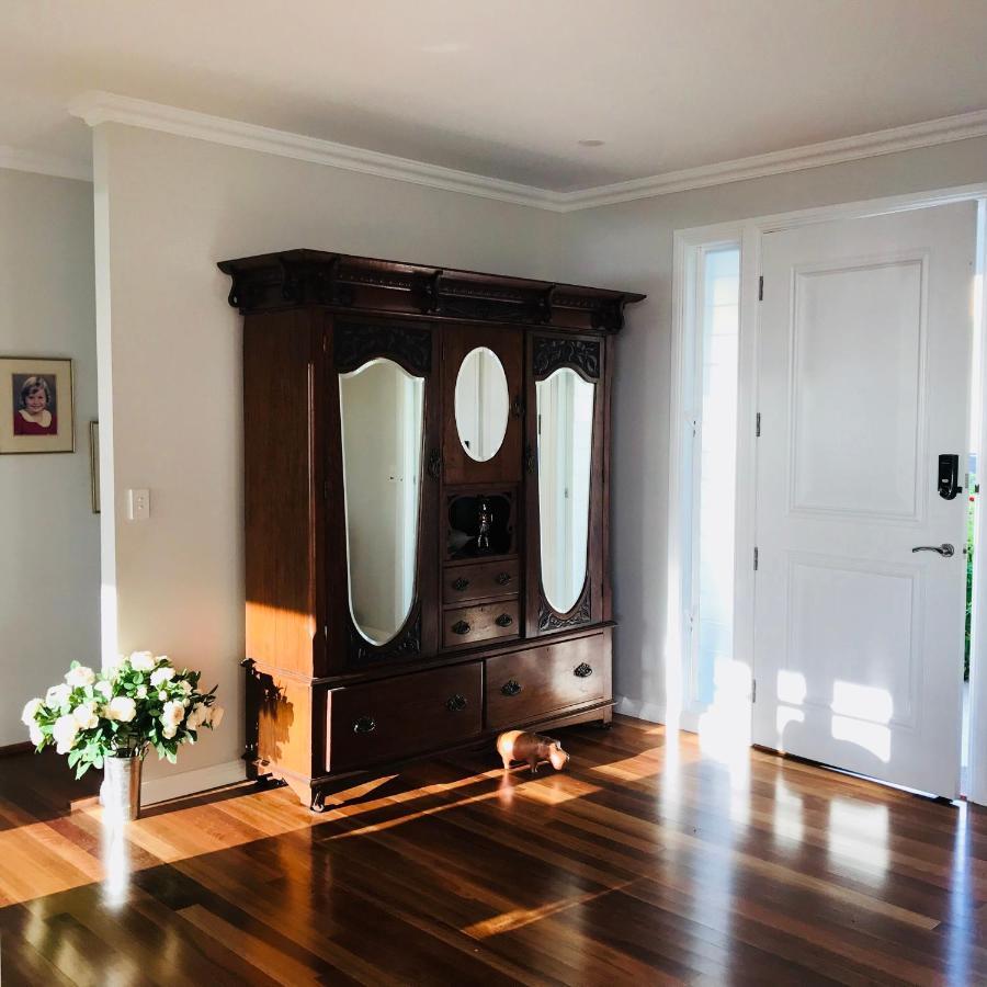 كوفس هاربور Jetty Splendour Guest Bedroom With Bathroom En-Suite B'Nb المظهر الخارجي الصورة